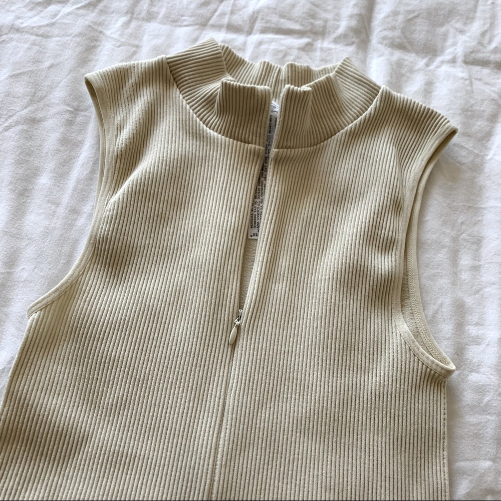 NWOT Zara Ribbed Playsuit / Jumpsuit Beige XS